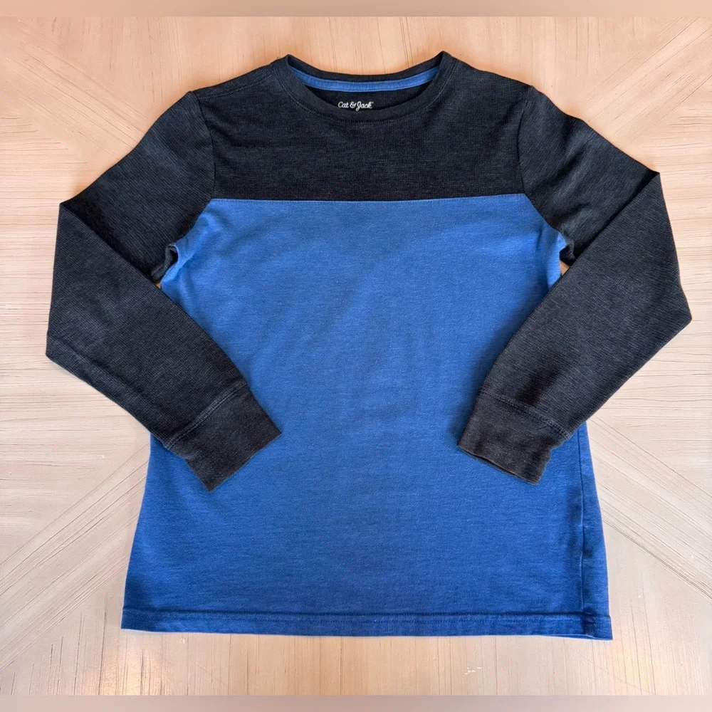 Cat & Jack Boys Long Sleeve T-Shirt – Size Large (12-14)